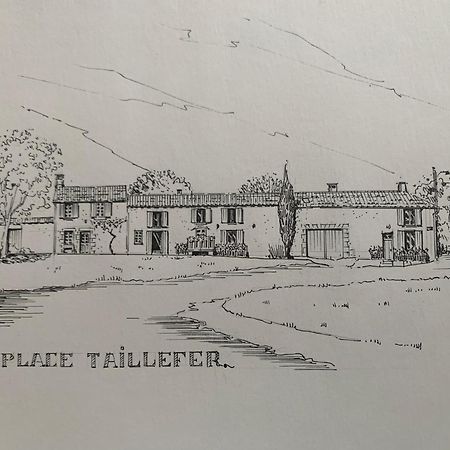 La Maison De Josephine Montignac-Charente Экстерьер фото