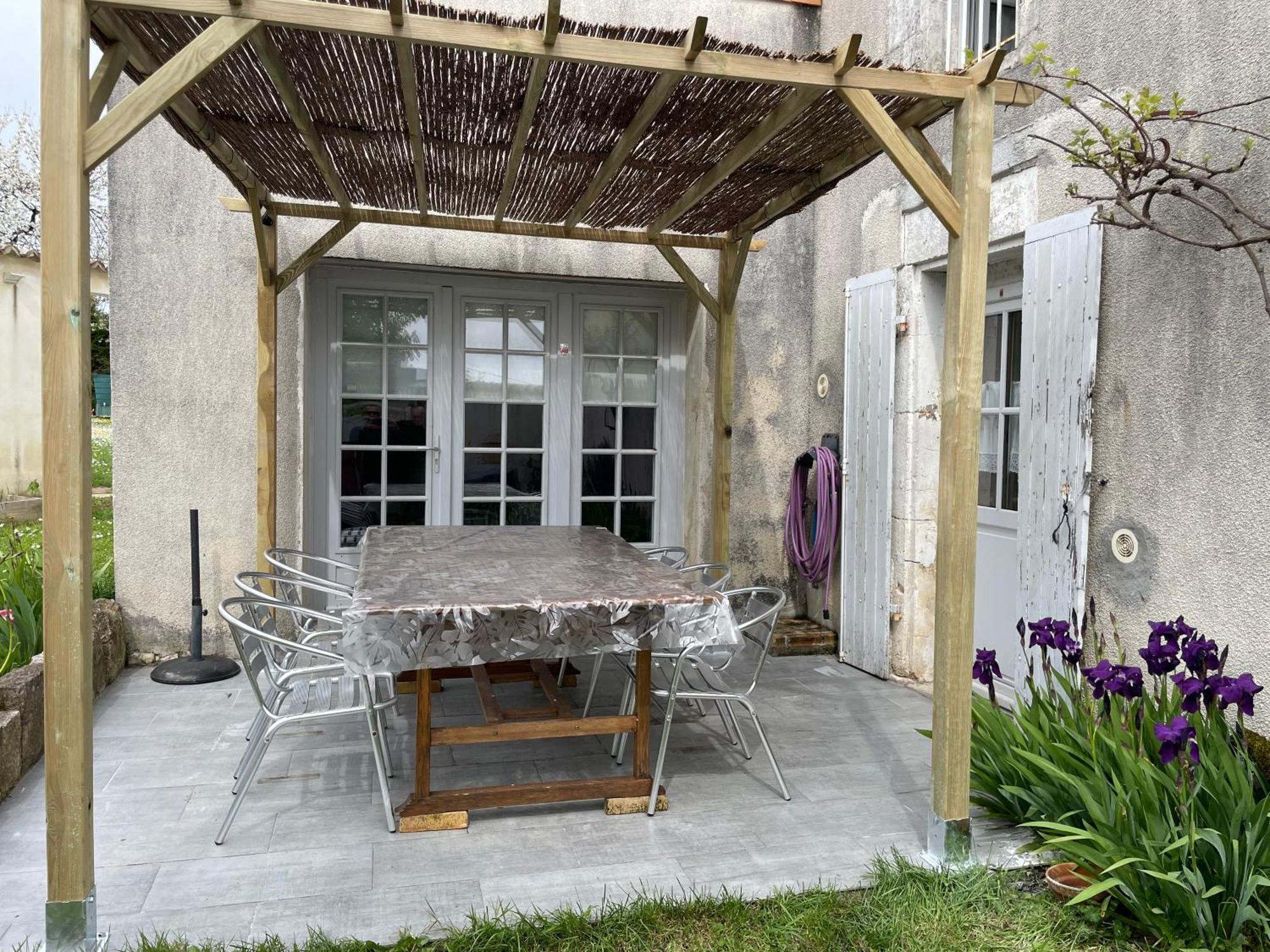 La Maison De Josephine Montignac-Charente Экстерьер фото