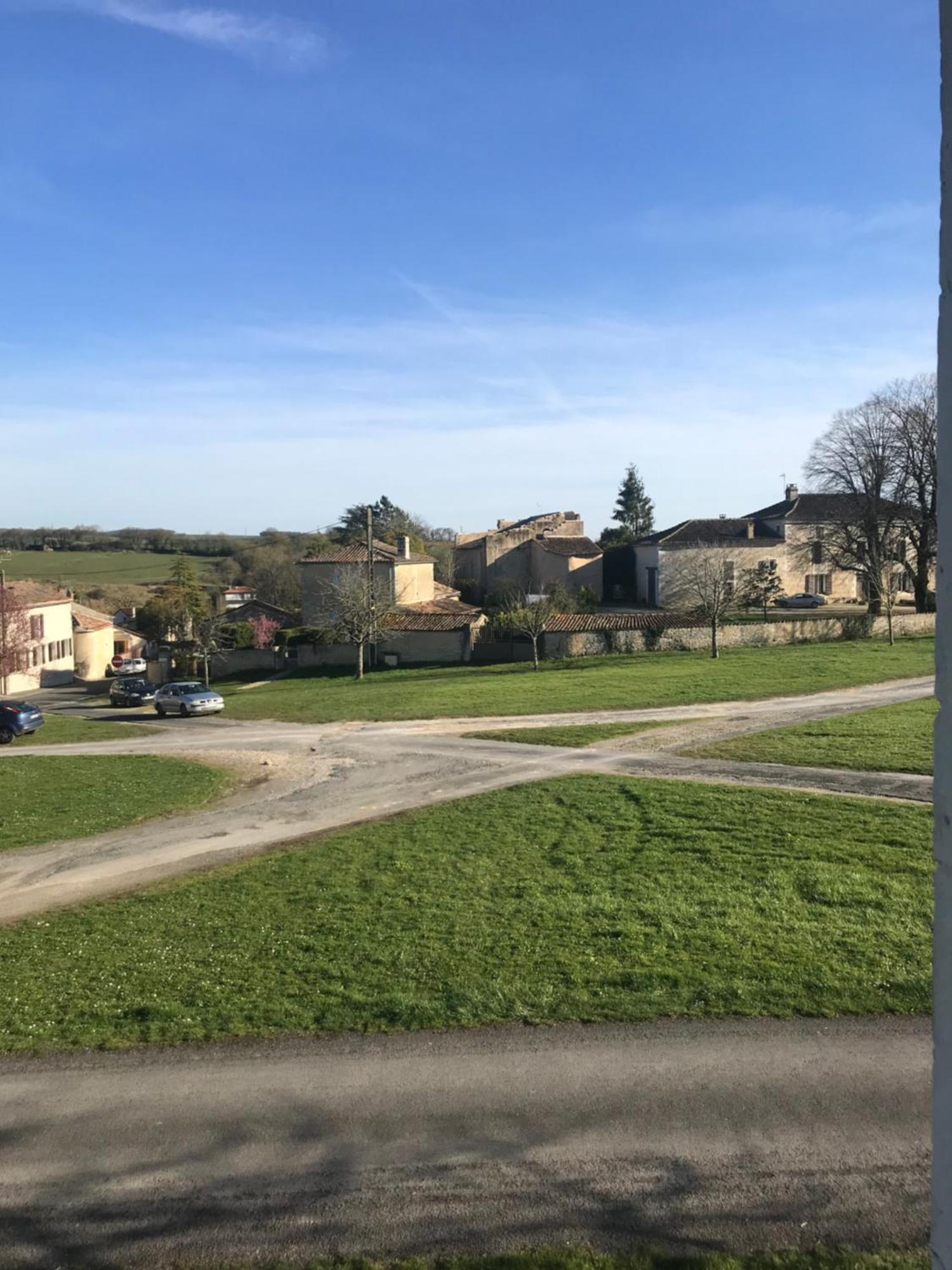La Maison De Josephine Montignac-Charente Экстерьер фото